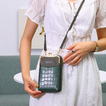 Vertikale Handyhülle mit Krokodilmuster