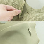 Bequemer und praktischer BH mit Knopfleiste vorne