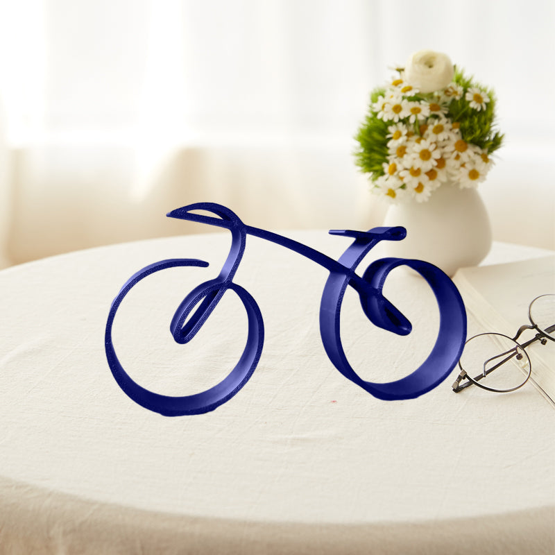 Minimalistische Fahrradskulptur im Drahtrahmenstil