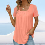 Schlichtes T-Shirt mit eckigem Ausschnitt