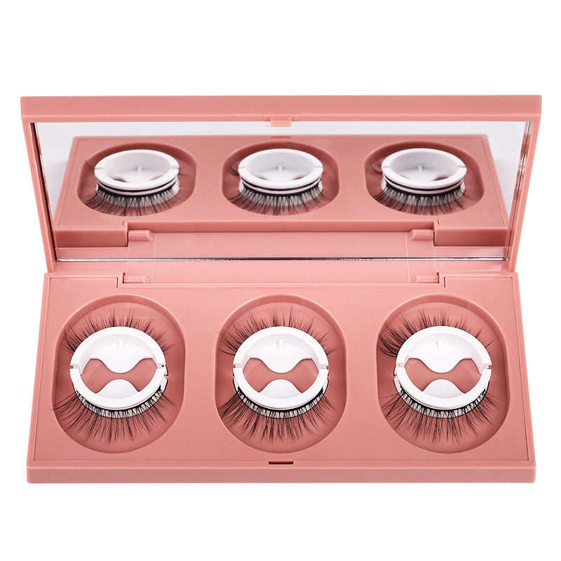 Selbstklebende falsche Wimpern