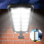 Solarbetriebene Gartenleuchte mit zwei Bewegungs- und Lichtsensoren