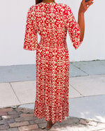 Rotes bedrucktes Maxikleid