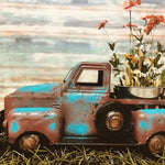 Frühling Sommer großer rustikaler Bauernwagen