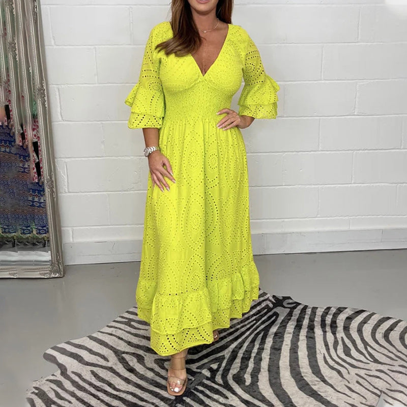 Lockeres einfarbiges Kleid mit V-Ausschnitt und hoher Taille