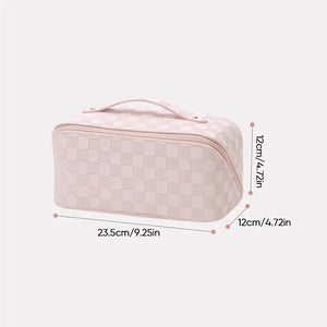 Kosmetiktasche im Retro-Karo