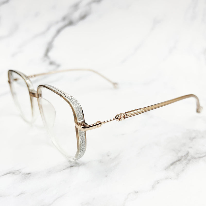 Stylische Anti-Blaulicht-Brille zum Abnehmen