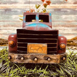 Frühling Sommer großer rustikaler Bauernwagen