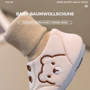 Süße Baby-Winterschuhe
