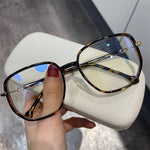 Stylische Anti-Blaulicht-Brille zum Abnehmen