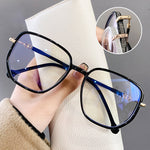 Stylische Anti-Blaulicht-Brille zum Abnehmen