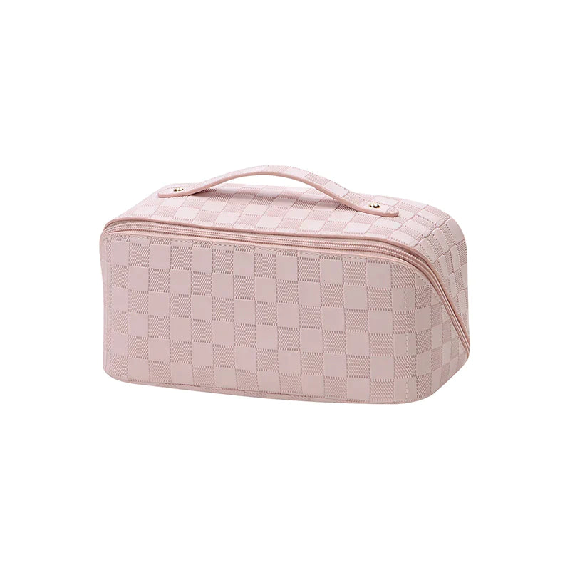 Kosmetiktasche im Retro-Karo